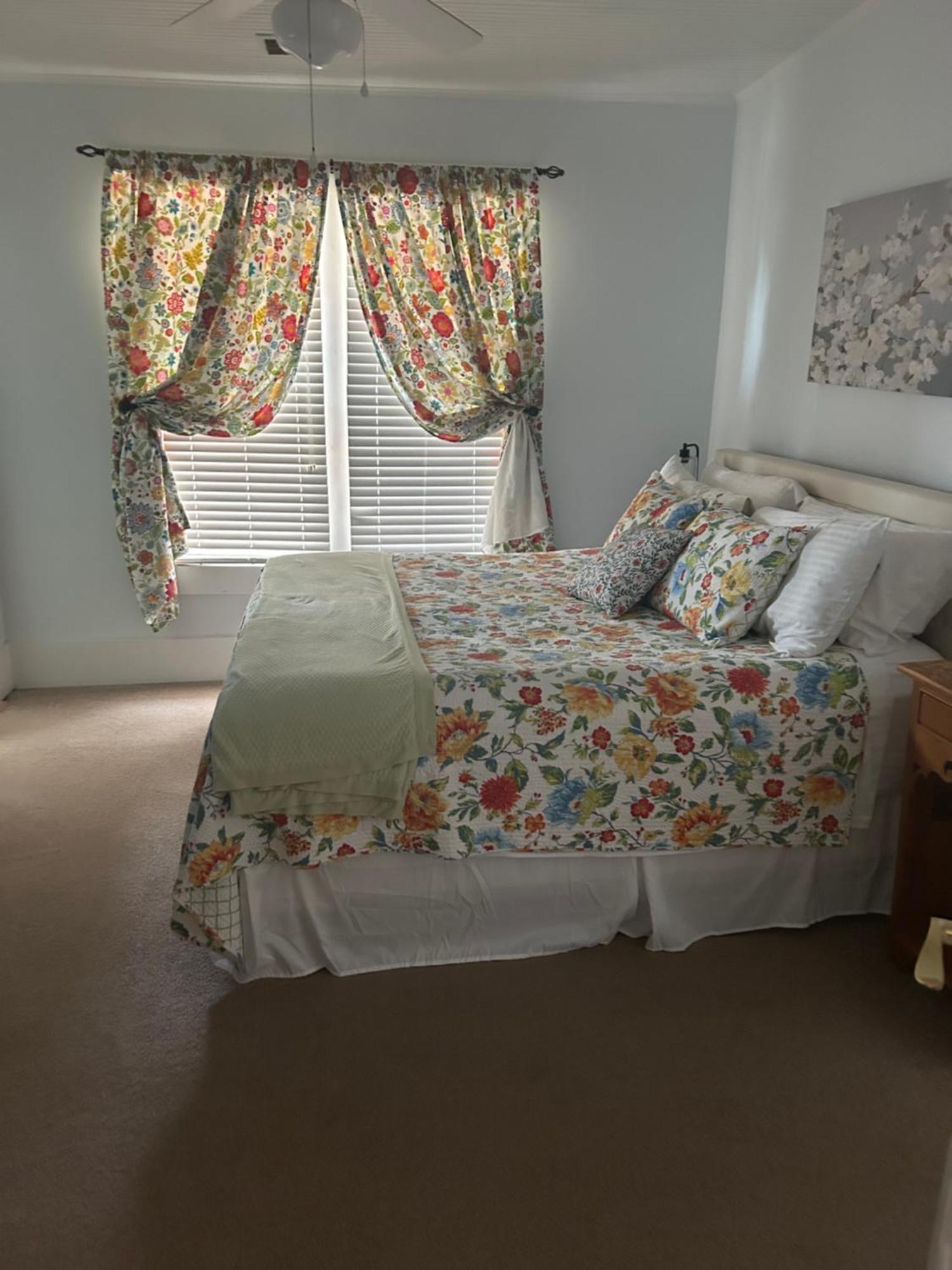 The Rose On Lakeside Holiday home
